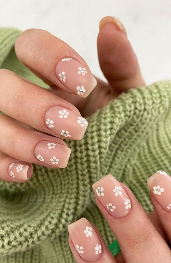 Floral Pink and White Nail Designs