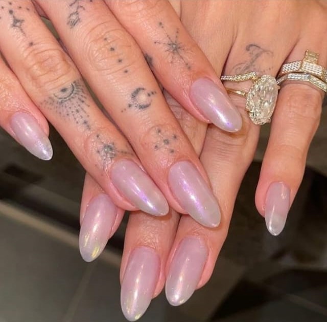 Hailey Bieber Glazed Donut Nails