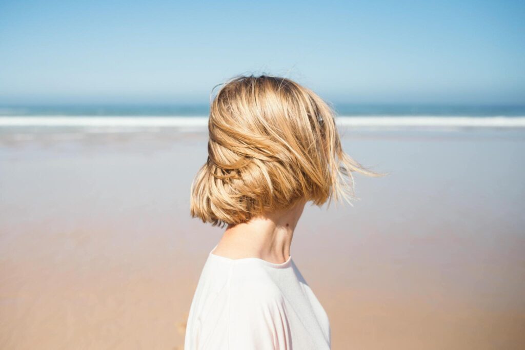 Wavy Blonde Bob Cut