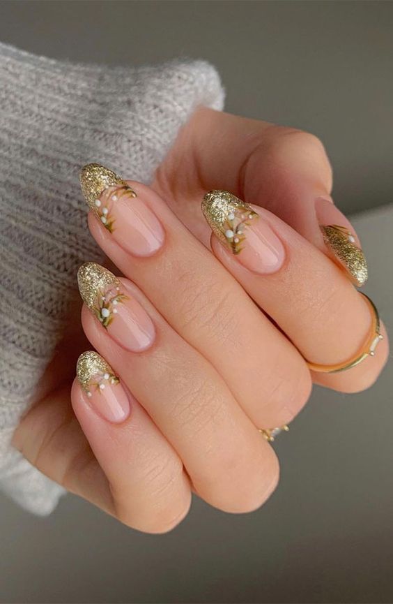 Glitter Gradient Gold Acrylic Nails