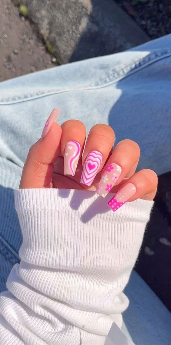 Mismatched Ombre Nail Designs