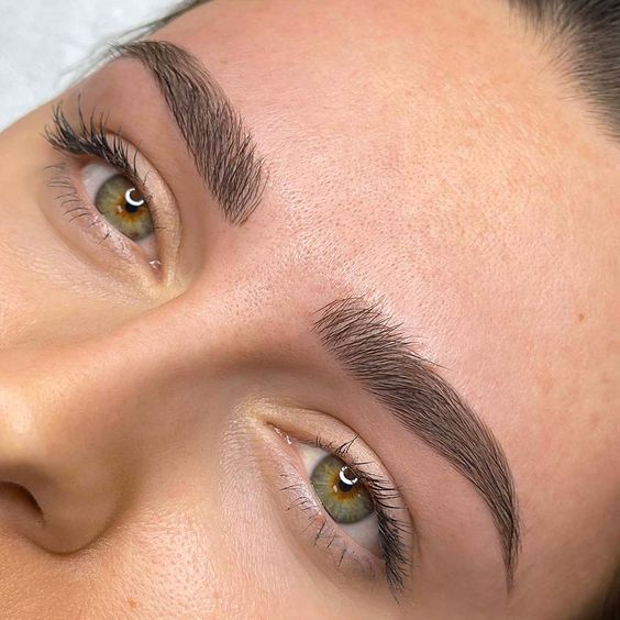 Pros and Cons of Microblading