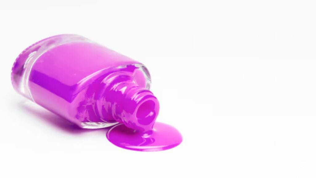 Acrylic liquid for nails