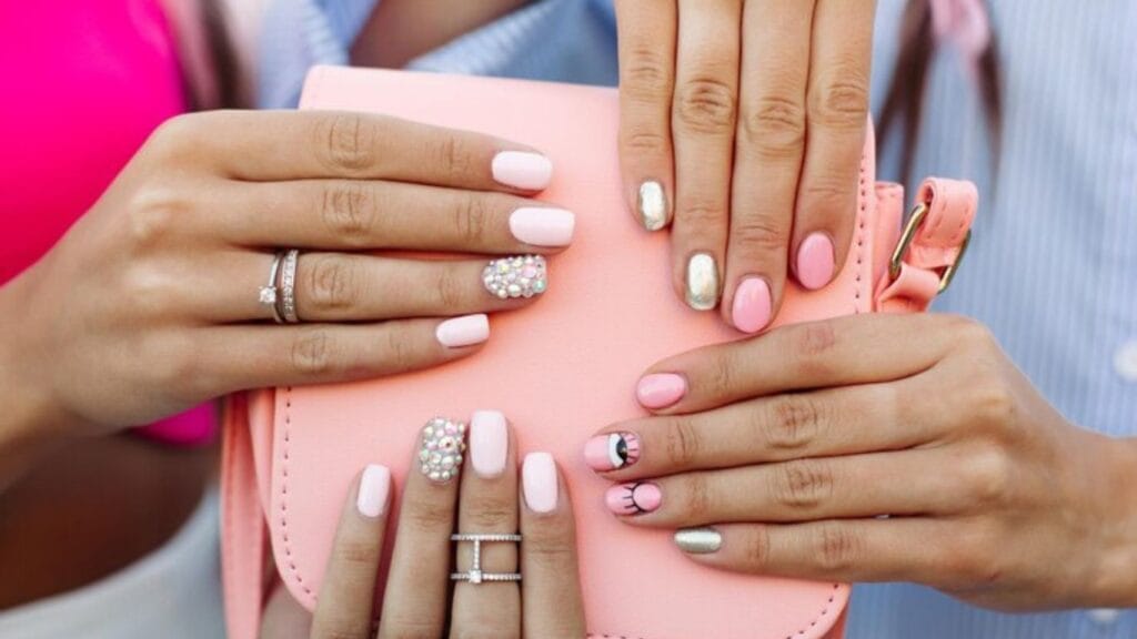 Elegant pink and white nail designs