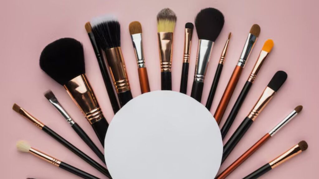 Nail brush
