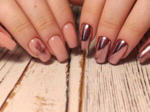 Bronze and Pink Nails